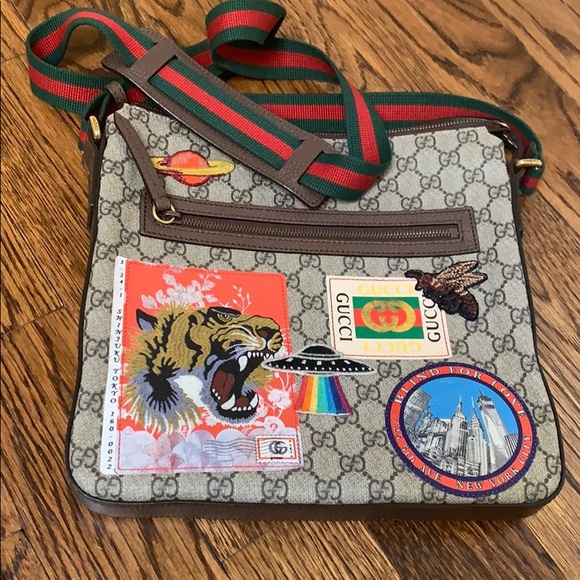 gucci messenger bag with patches